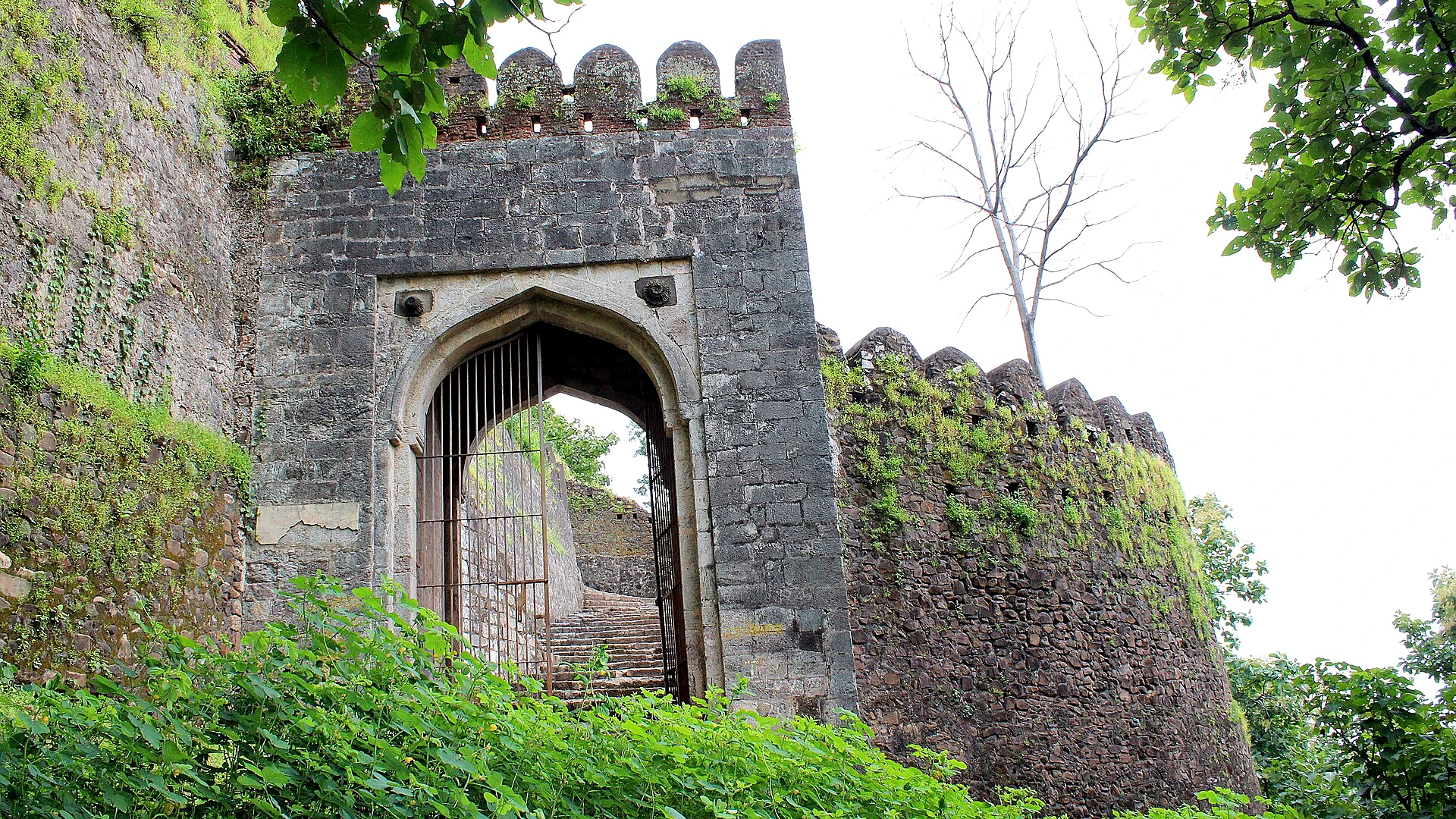 Famous place image of Deogarh